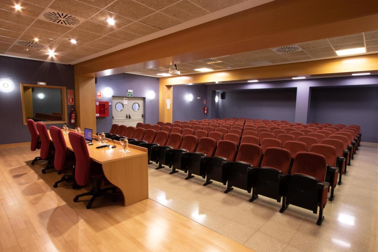 Villa Alojamiento Y Congresos - Villa Universitaria San Vicente Raspeig Kültér fotó